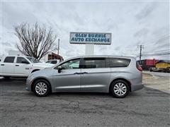 2020 Chrysler Voyager 