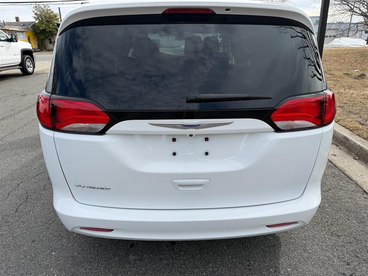 Chrysler Voyager L FWD 2020