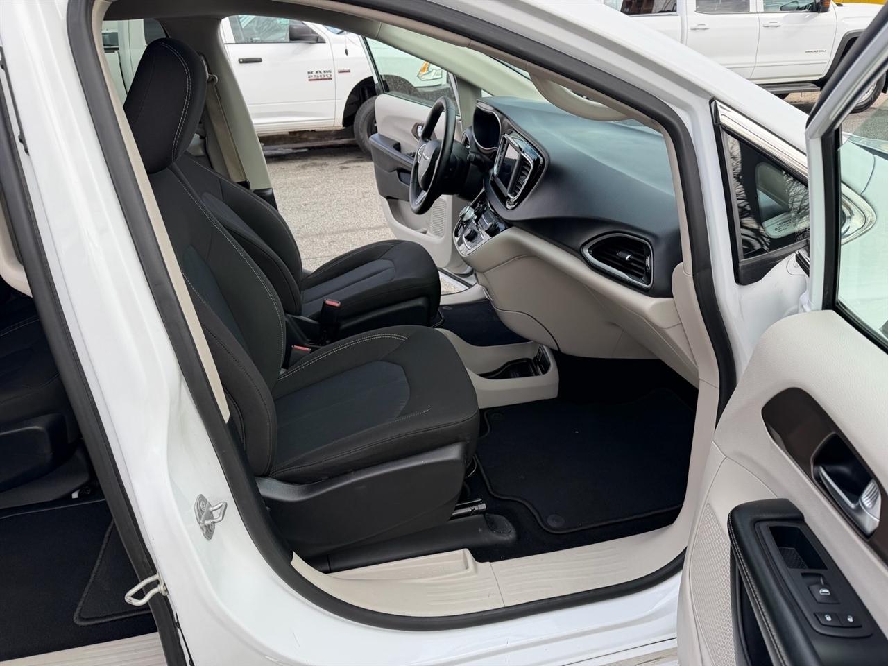 Chrysler Voyager L FWD 2020