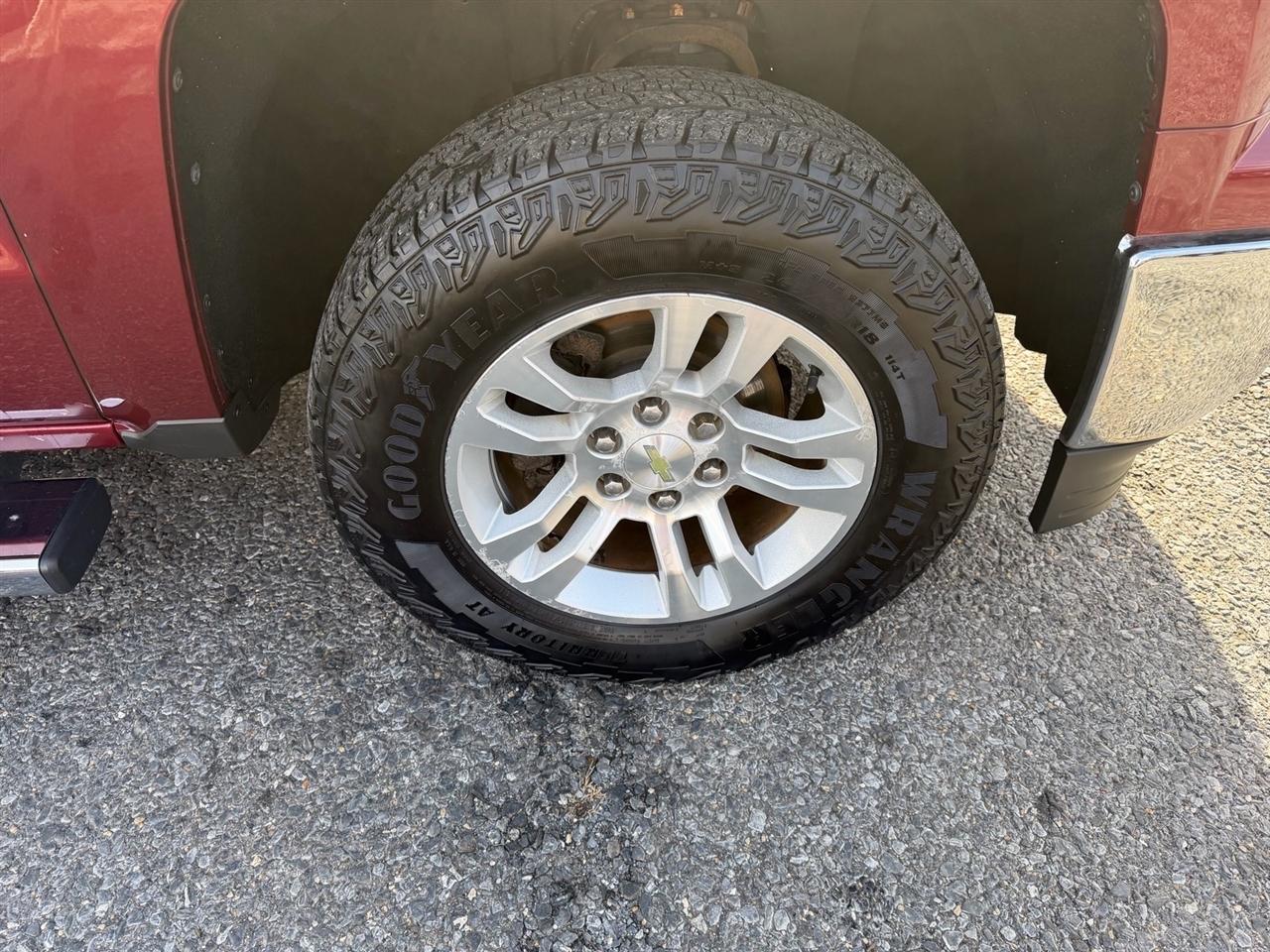 Chevrolet Silverado 1500 4WD Crew Cab 143.5" LT w/1LT 2014