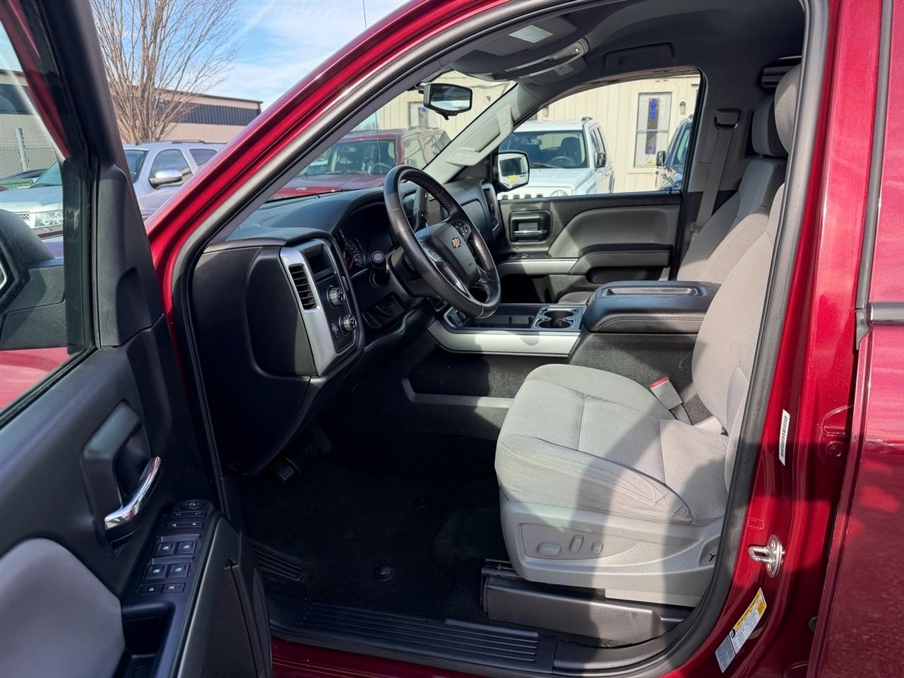 Chevrolet Silverado 1500 4WD Crew Cab 143.5" LT w/1LT 2014