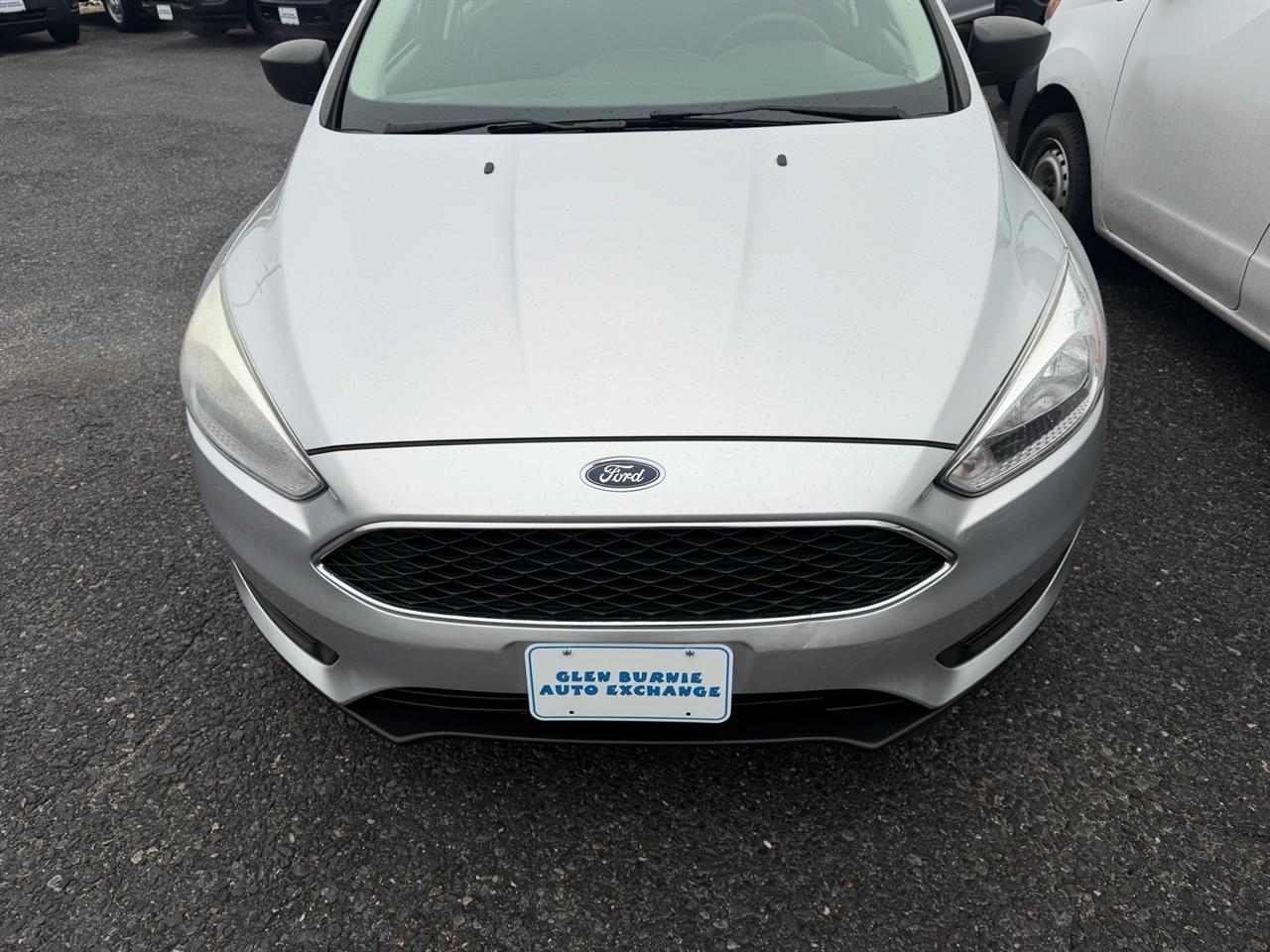 Ford Focus S Sedan 2017