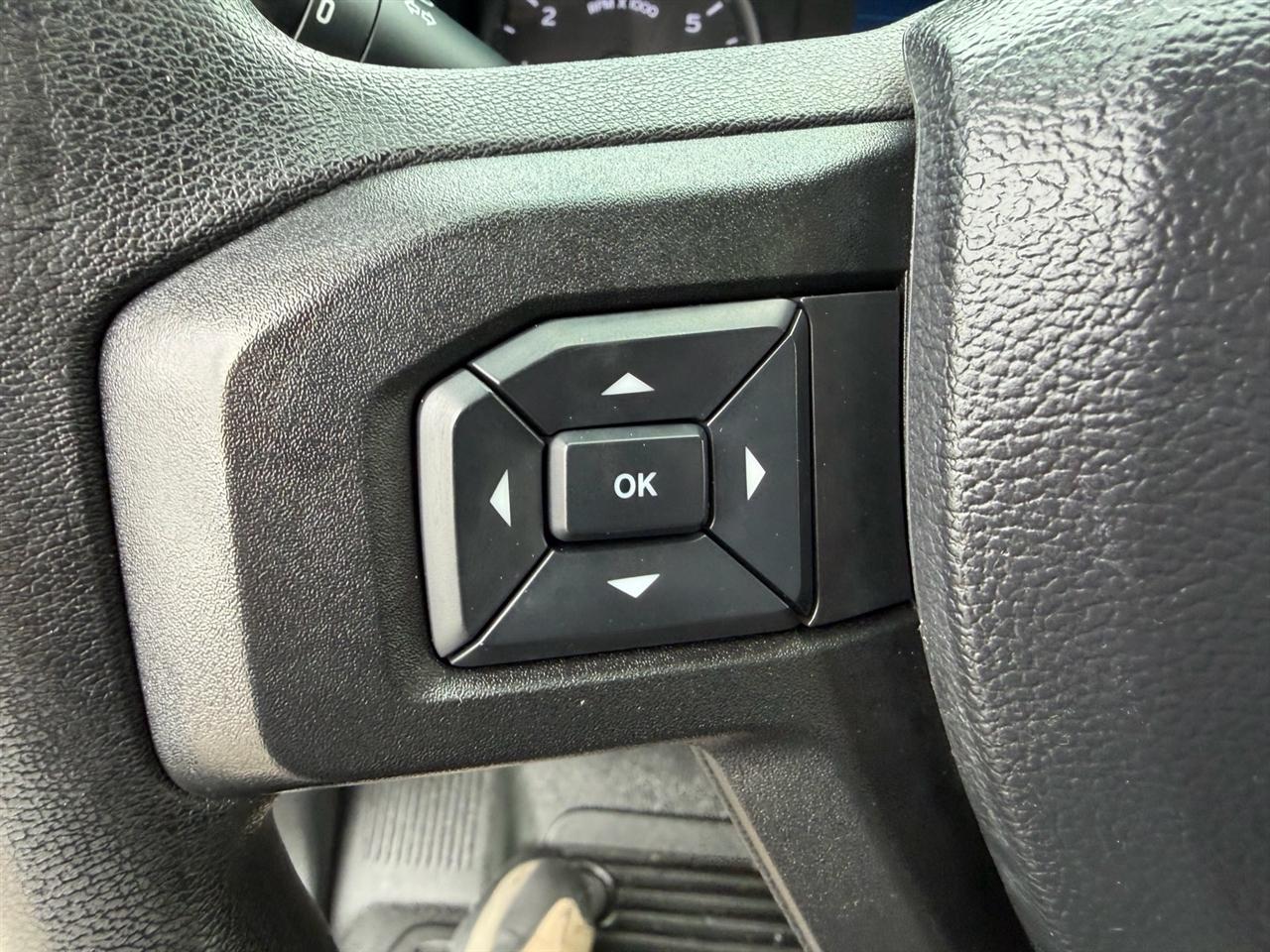 Ford Super Duty F-350 SRW XL 4WD Crew Cab 6.75' Box 2019