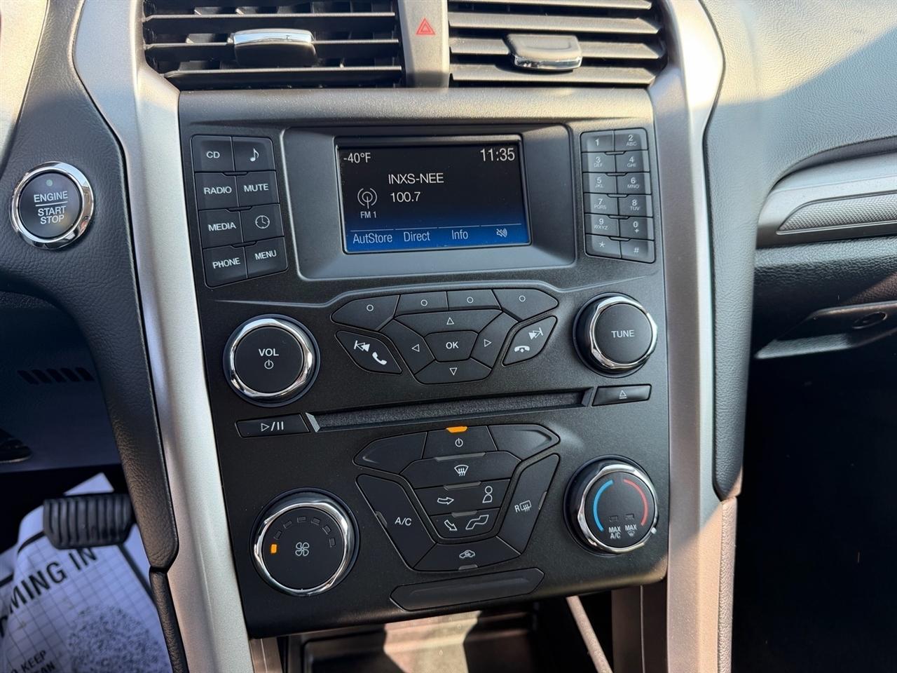 Ford Fusion S FWD 2018