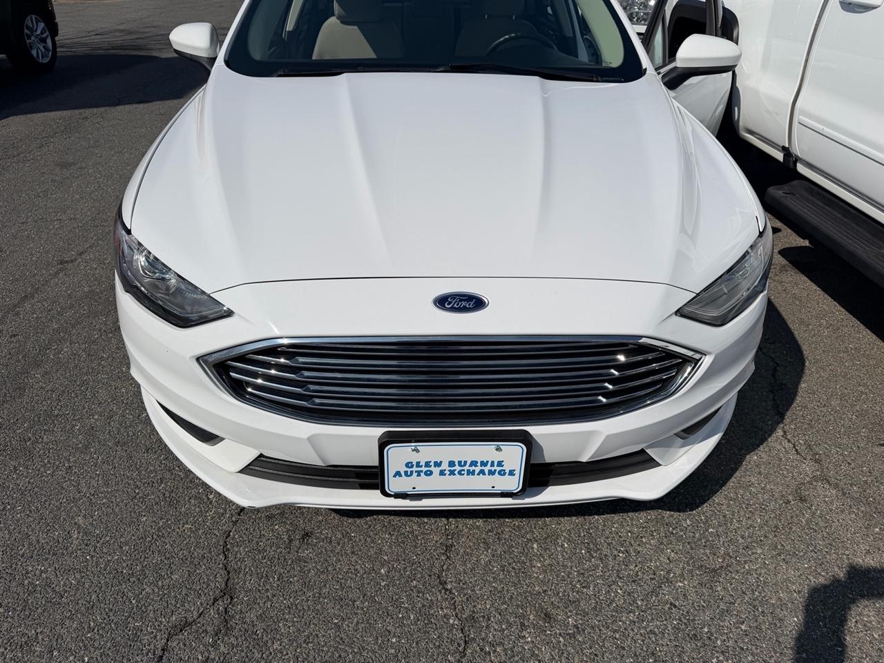 Ford Fusion S FWD 2018