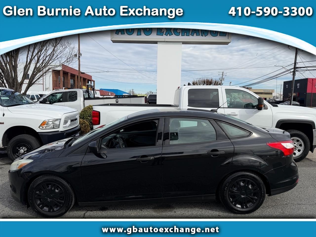 Ford Focus 4dr Sdn S 2014