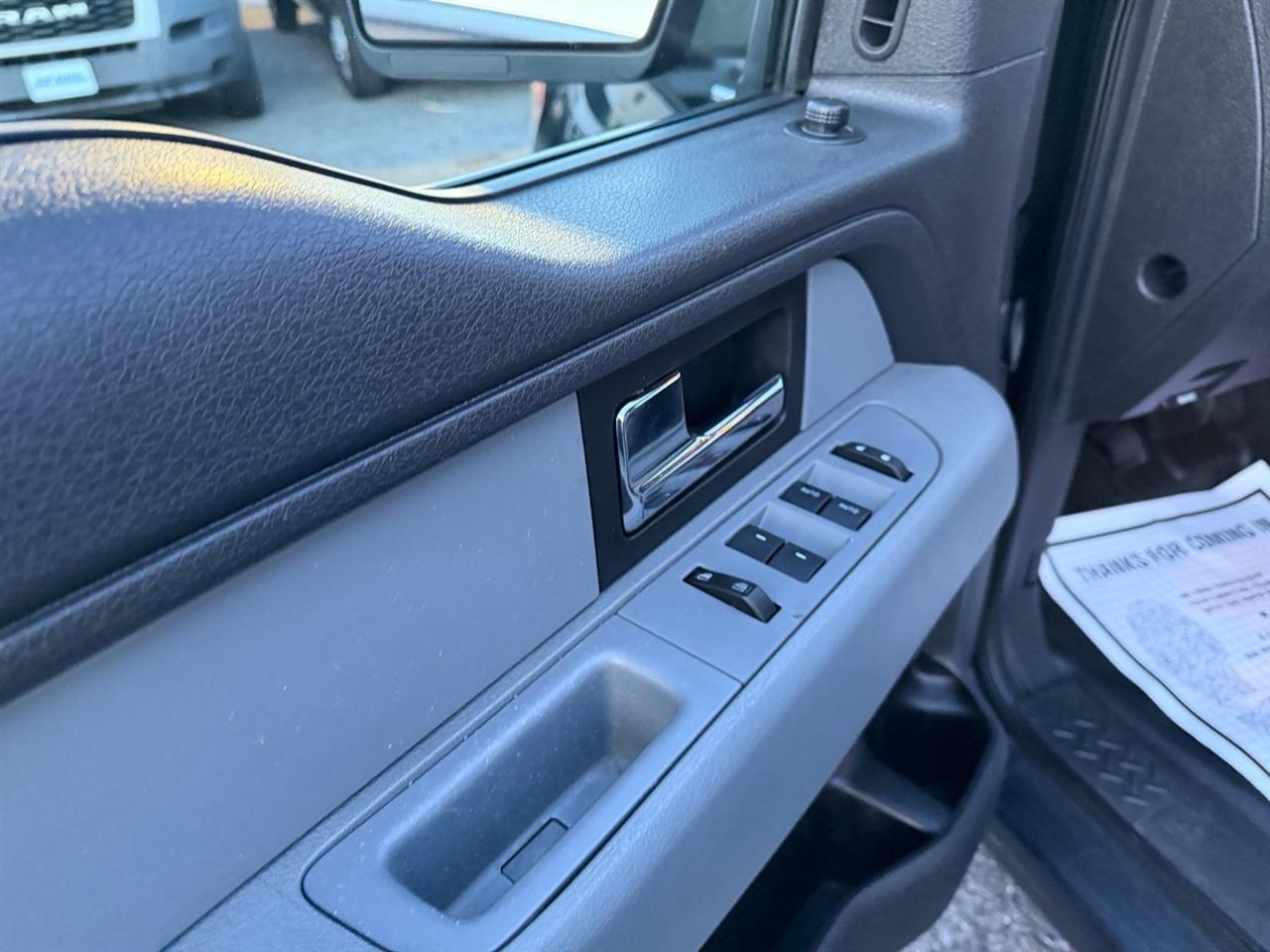 Ford F-150 4WD SuperCrew 145" Platinum 2014