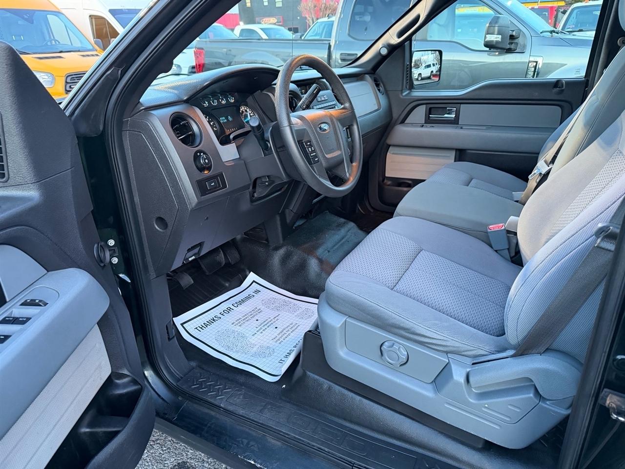 Ford F-150 4WD SuperCrew 145" Platinum 2014