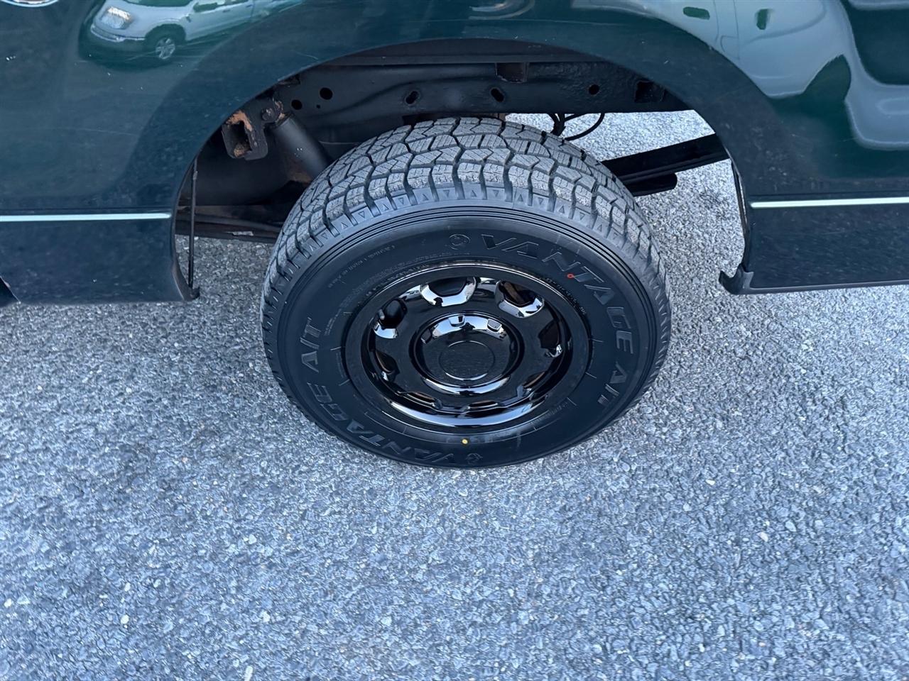 Ford F-150 4WD SuperCrew 145" Platinum 2014