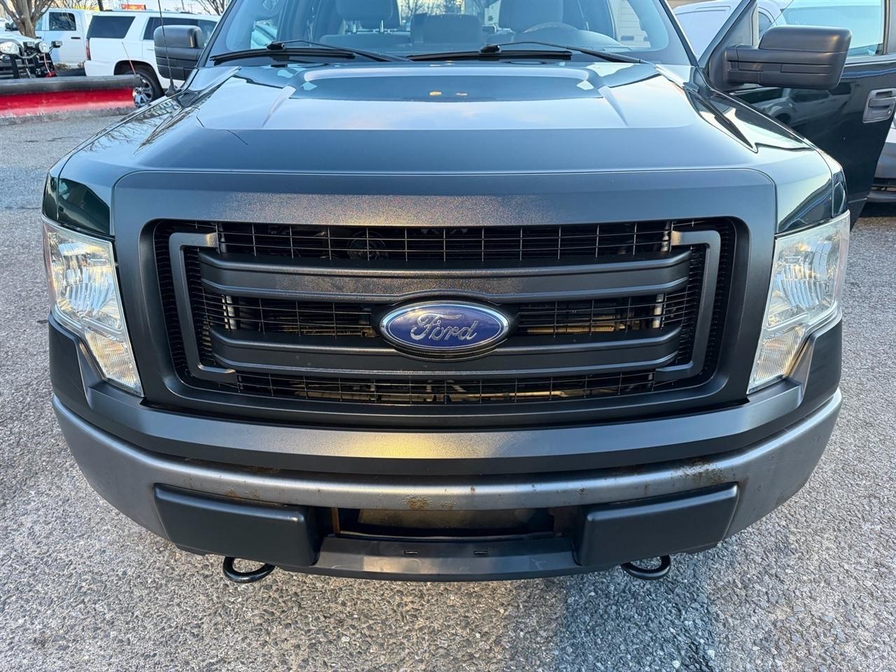 Ford F-150 4WD SuperCrew 145" Platinum 2014