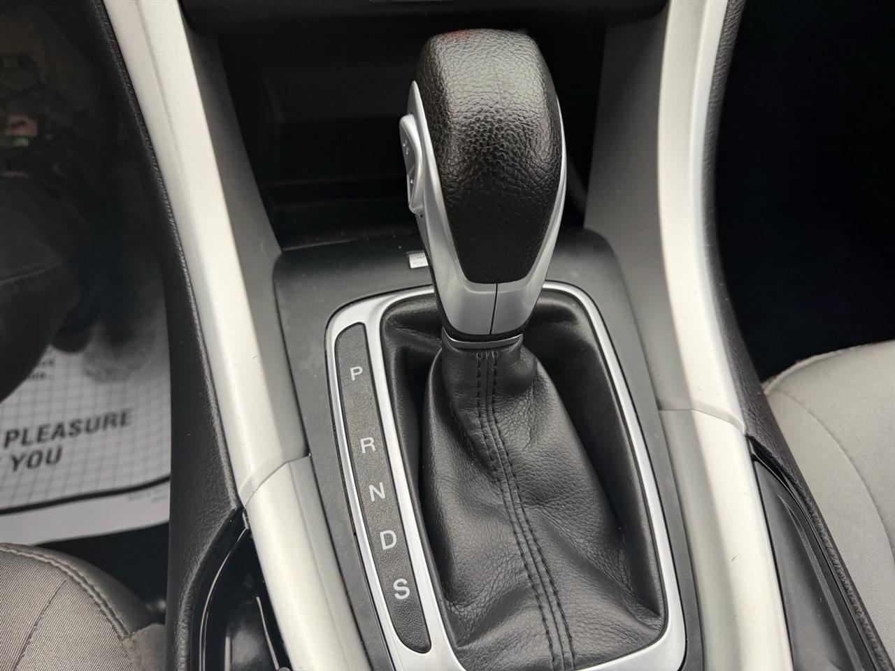 Ford Fusion 4dr Sdn S FWD 2014