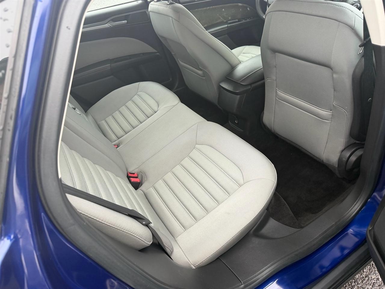 Ford Fusion 4dr Sdn S FWD 2014