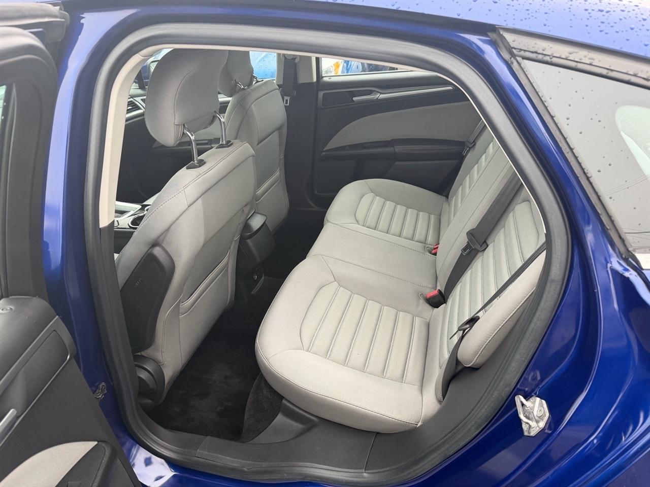 Ford Fusion 4dr Sdn S FWD 2014