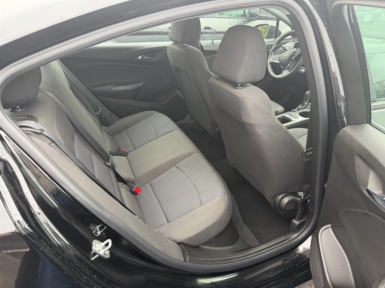 Chevrolet Cruze 4dr Sdn LS 2019