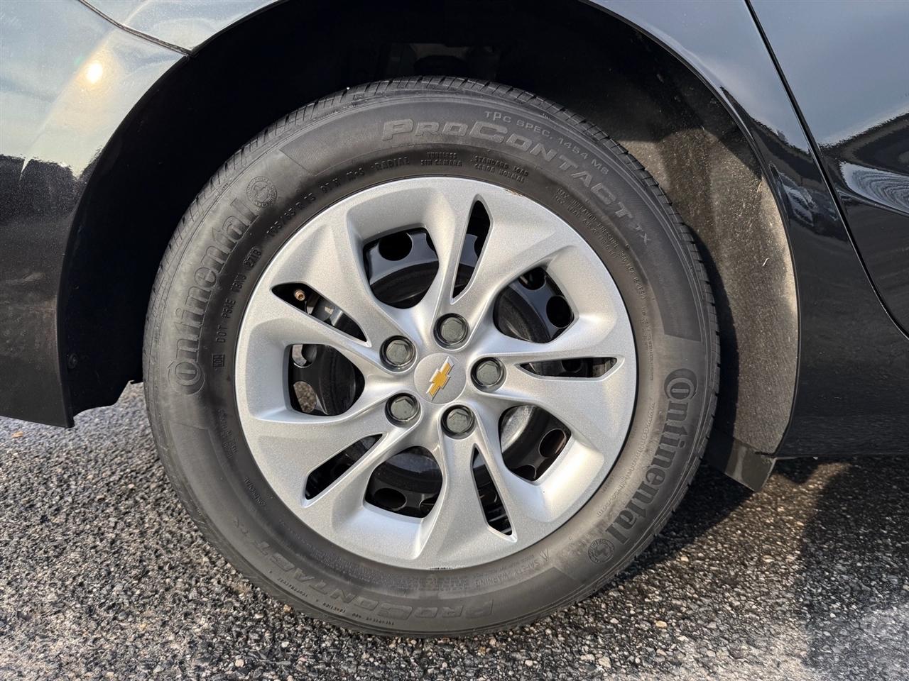 Chevrolet Cruze 4dr Sdn LS 2019