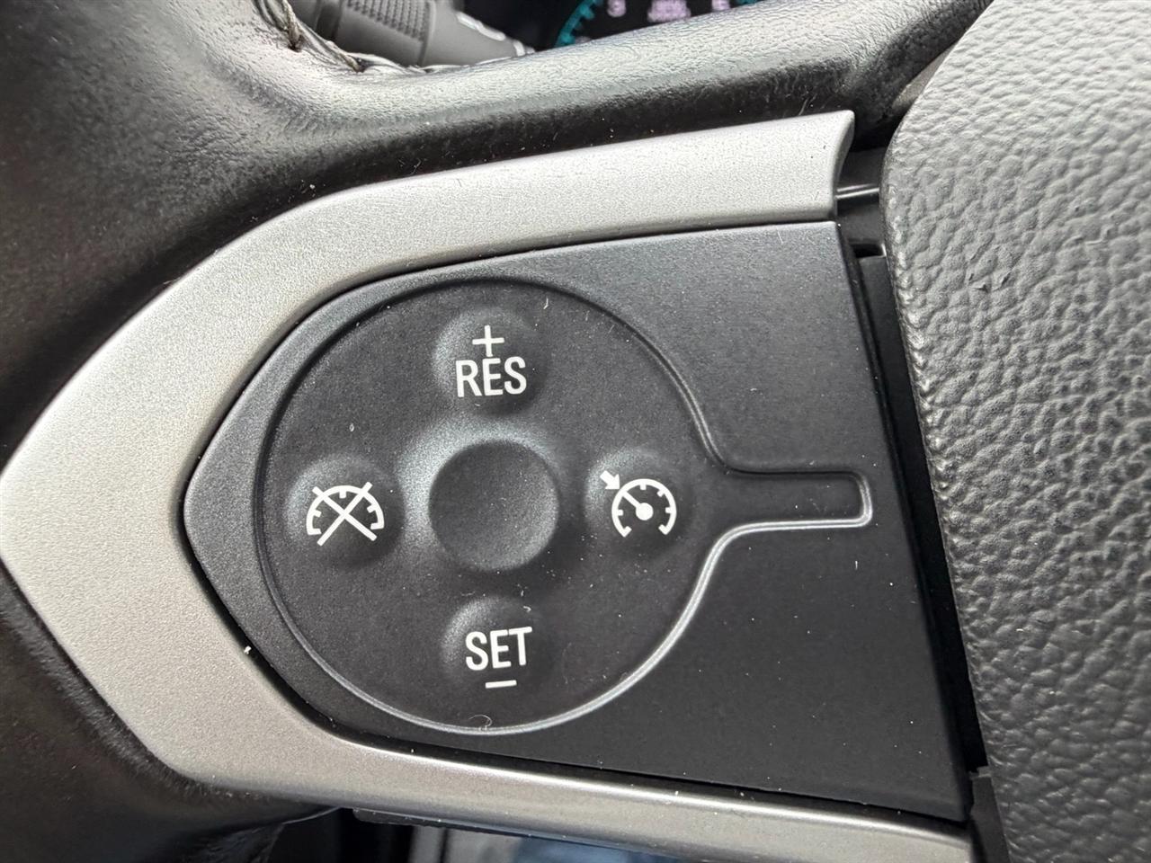 Chevrolet Colorado 4WD Crew Cab 128" LT 2021