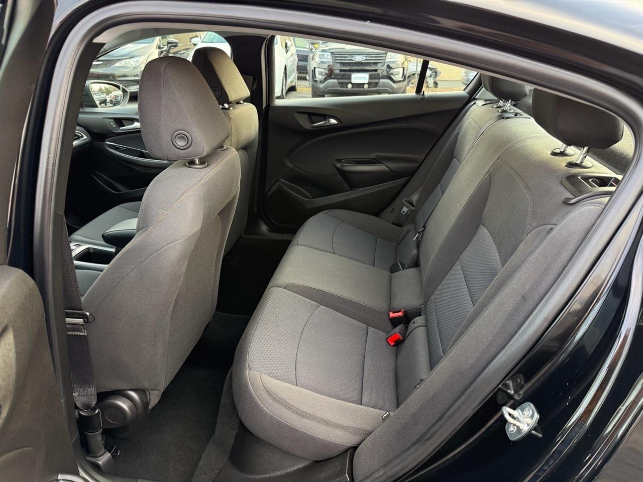 Chevrolet Cruze 4dr Sdn LS 2019