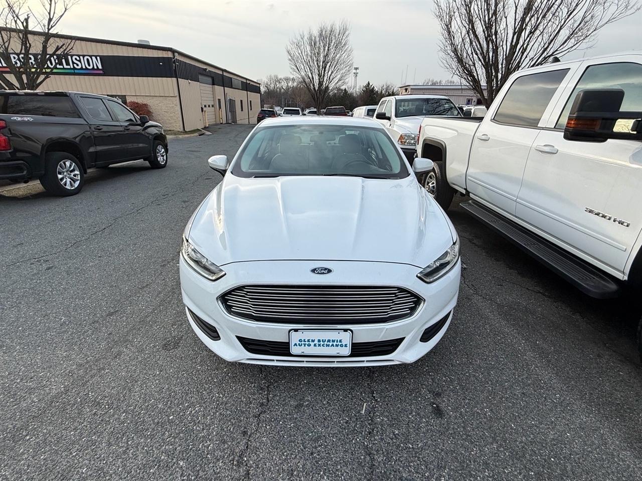 Ford Fusion 4dr Sdn S FWD 2014