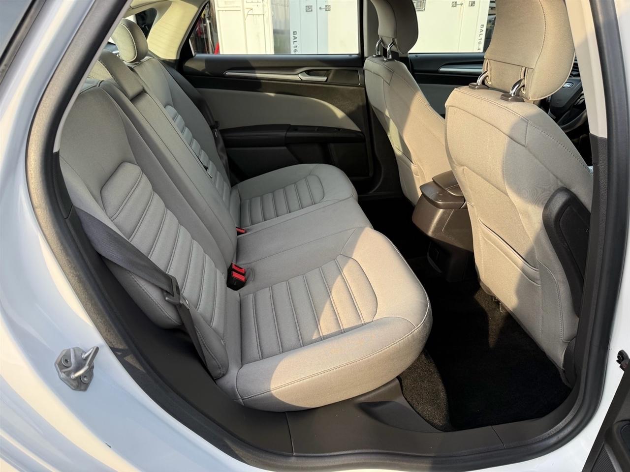 Ford Fusion 4dr Sdn S FWD 2014