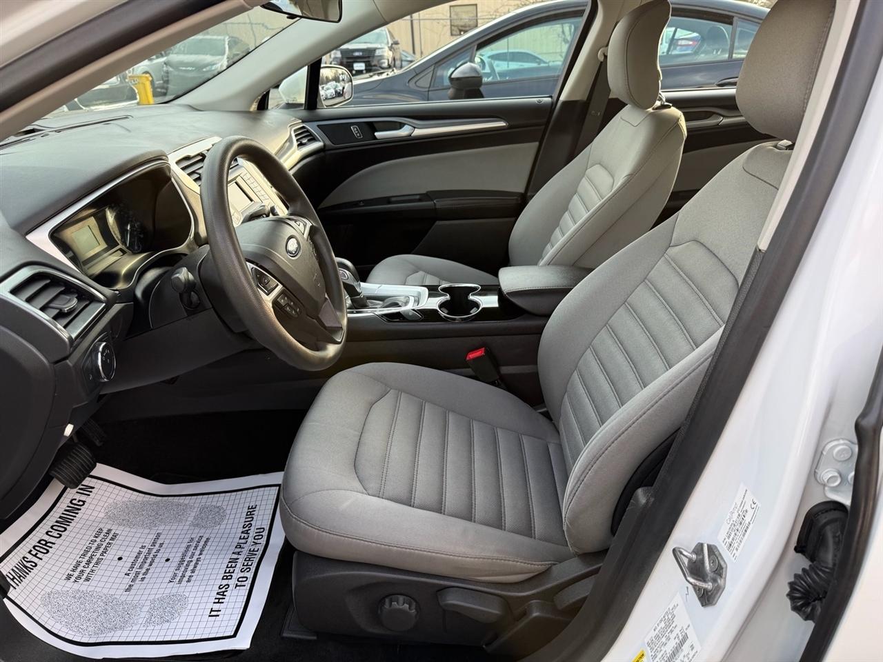 Ford Fusion 4dr Sdn S FWD 2014