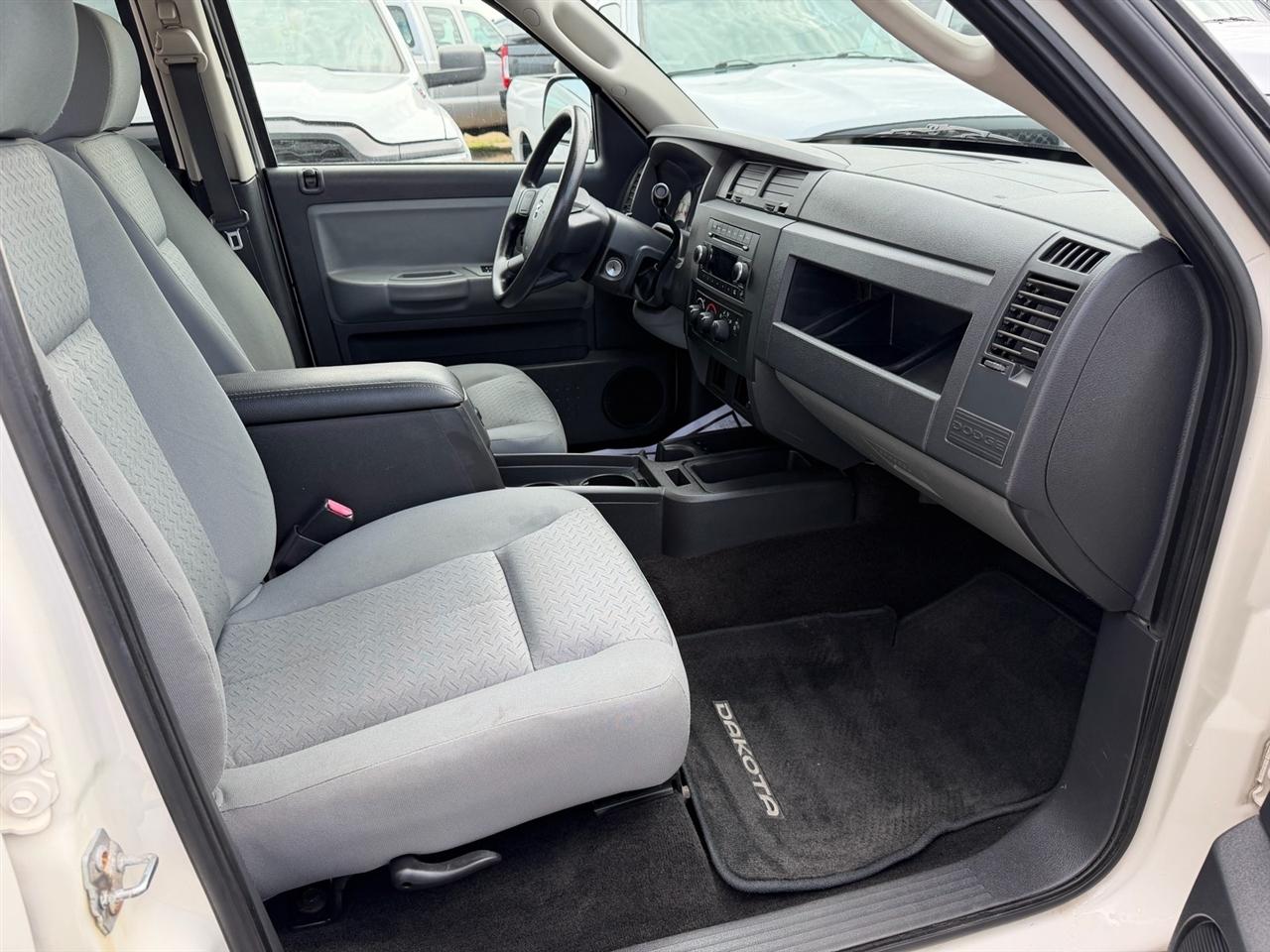 Dodge Dakota 2WD Crew Cab Bighorn/Lonestar 2009