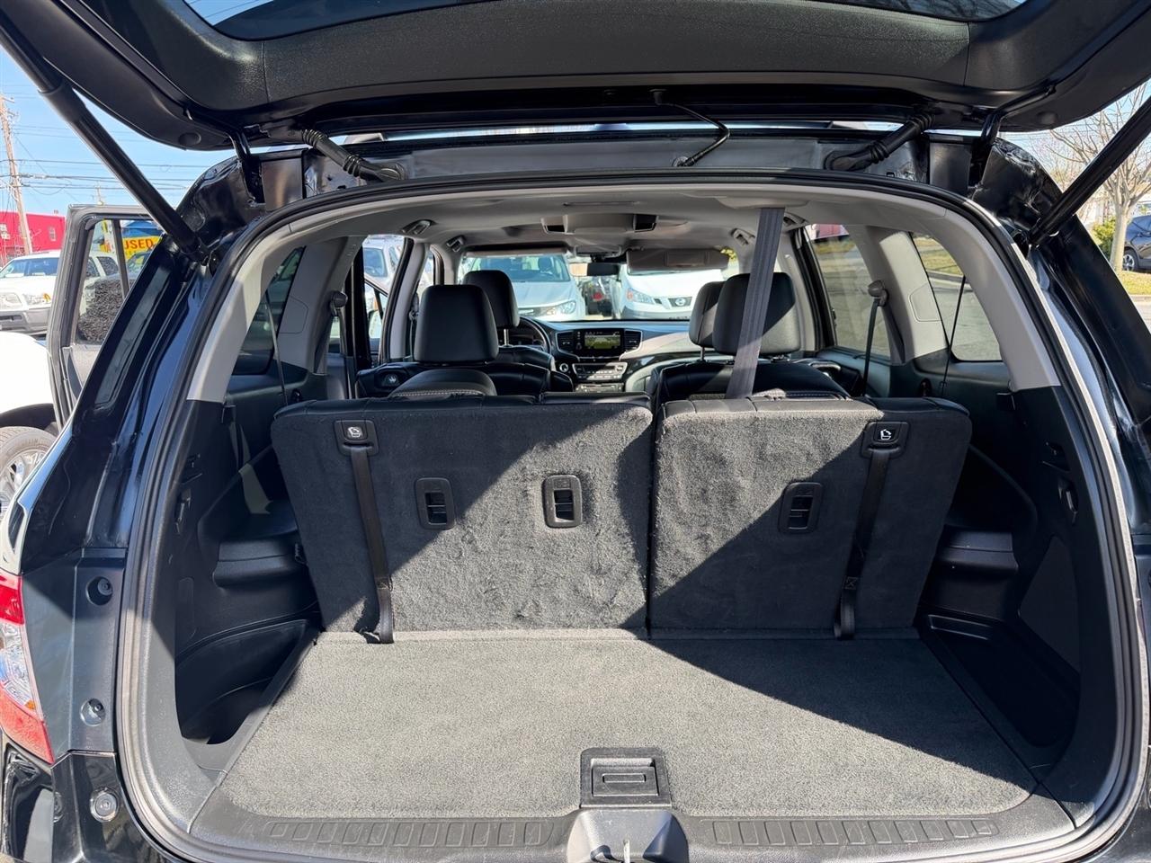 Honda Pilot Touring 7-Passenger AWD 2020