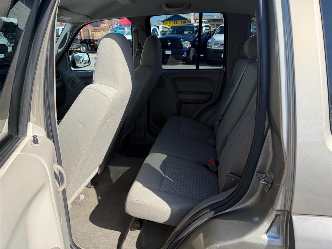 Jeep Liberty 4WD 4dr Sport 2007