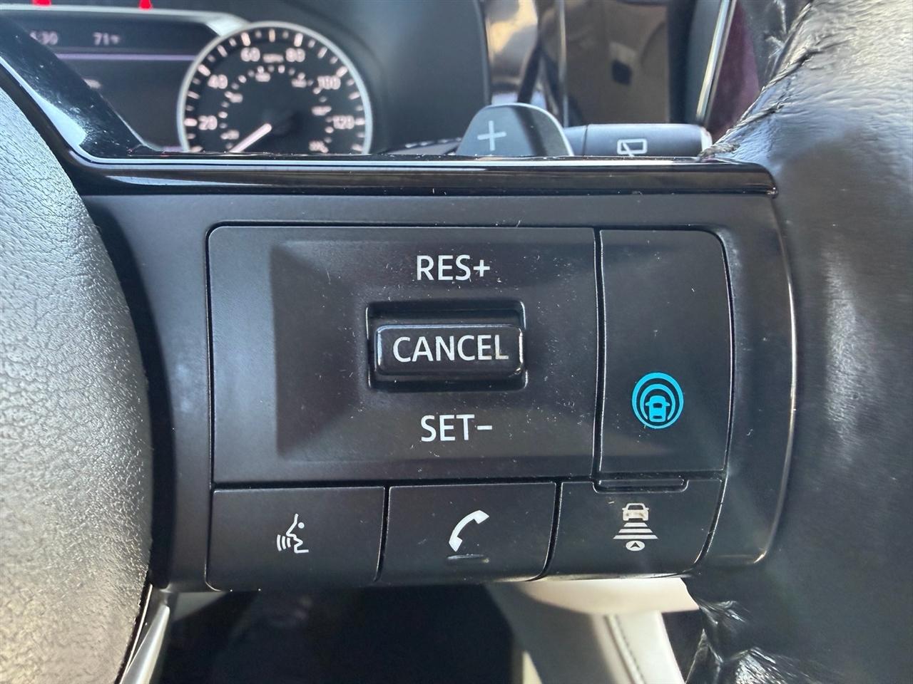 Nissan Pathfinder SV 4WD 2022