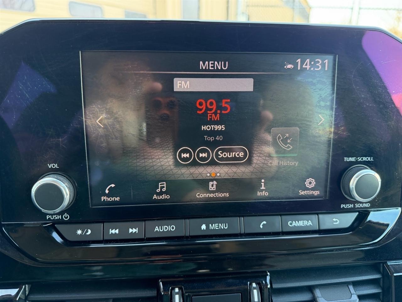 Nissan Pathfinder SV 4WD 2022