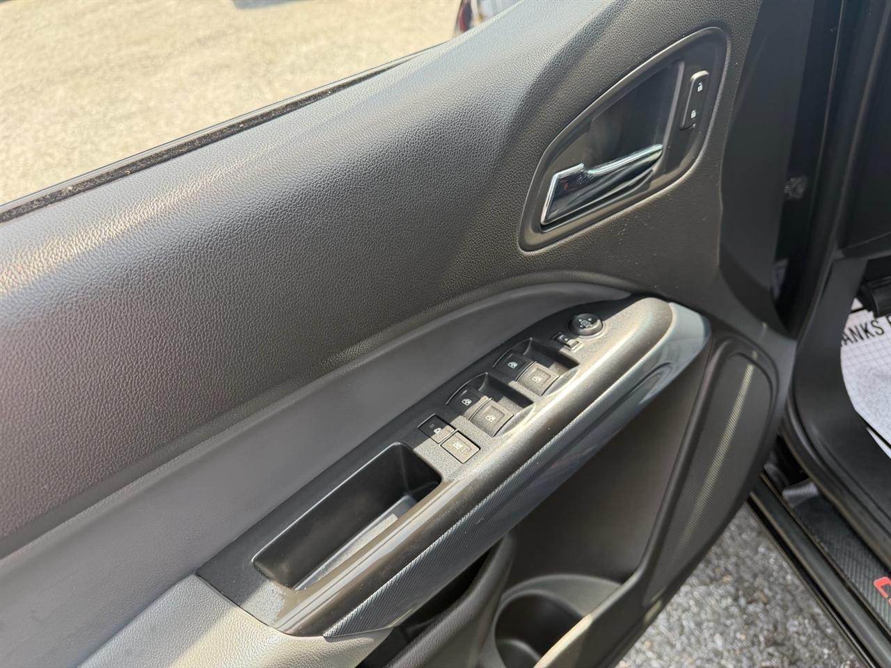 Chevrolet Colorado 4WD Crew Cab 141" Z71 2016