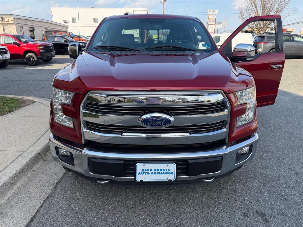Ford F-150 4WD SuperCrew 145" Lariat 2016