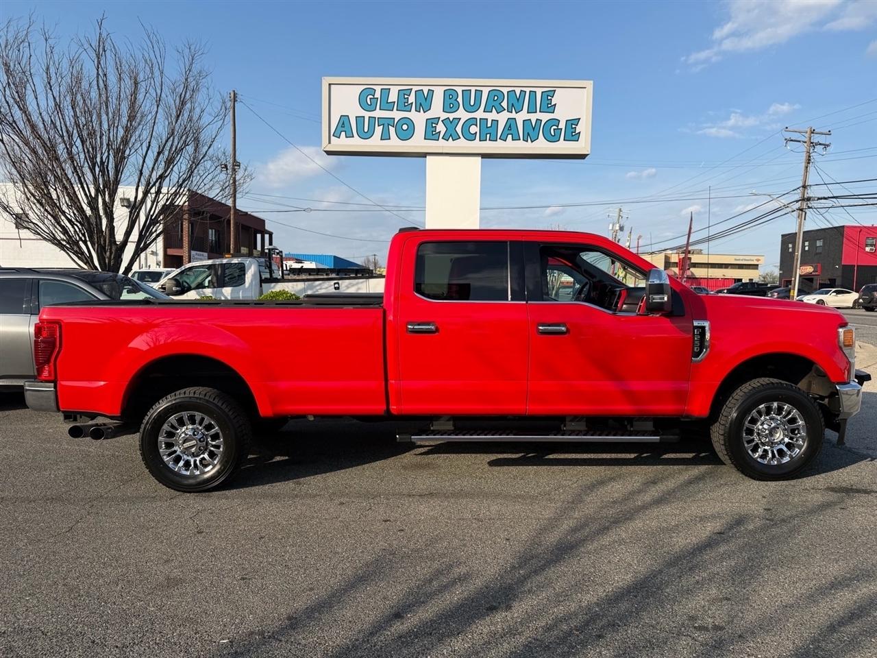 Ford Super Duty F-250 SRW XLT 4WD Crew Cab 8' Box 2021