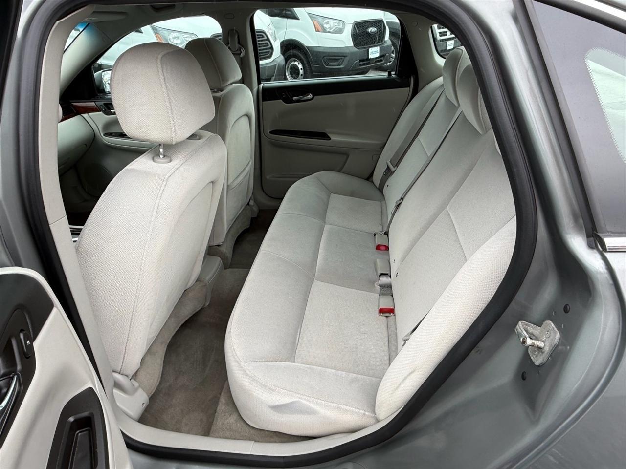 Chevrolet Impala 4dr Sdn LS 2007