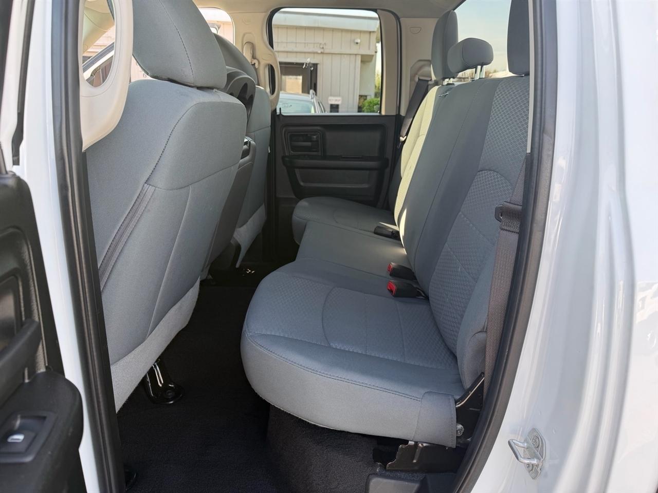 RAM 1500 Classic Tradesman 4x4 Quad Cab 6'4" Box 2019