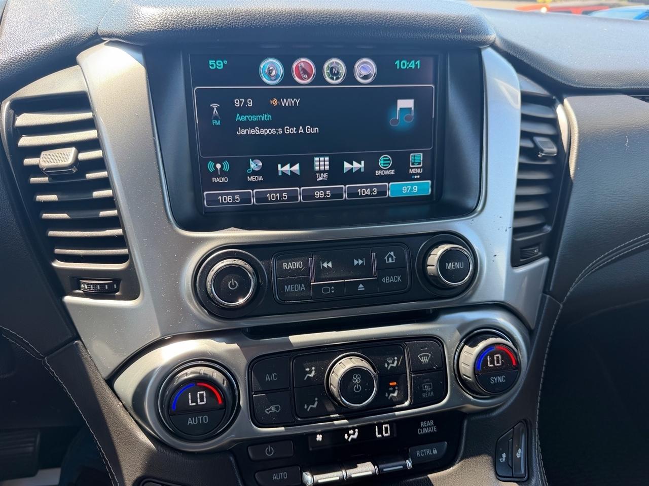 Chevrolet Tahoe 4WD 4dr LT 2016