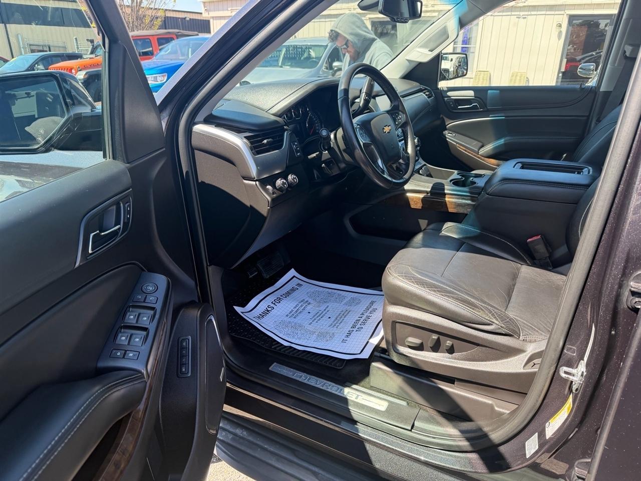 Chevrolet Tahoe 4WD 4dr LT 2016