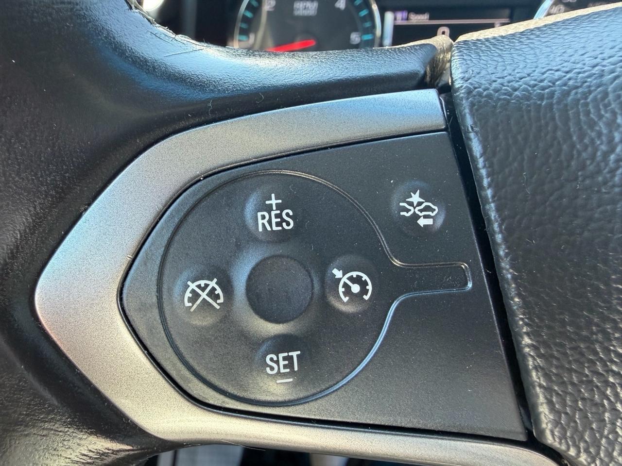 Chevrolet Tahoe 4WD 4dr LT 2016