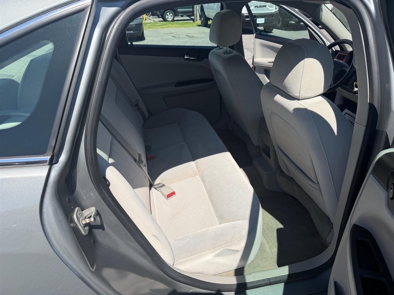 Chevrolet Impala 4dr Sdn LS 2007