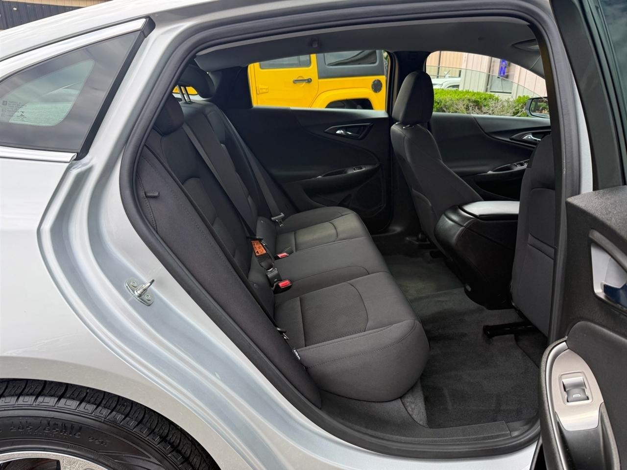 Chevrolet Malibu 4dr Sdn LS w/1FL 2022