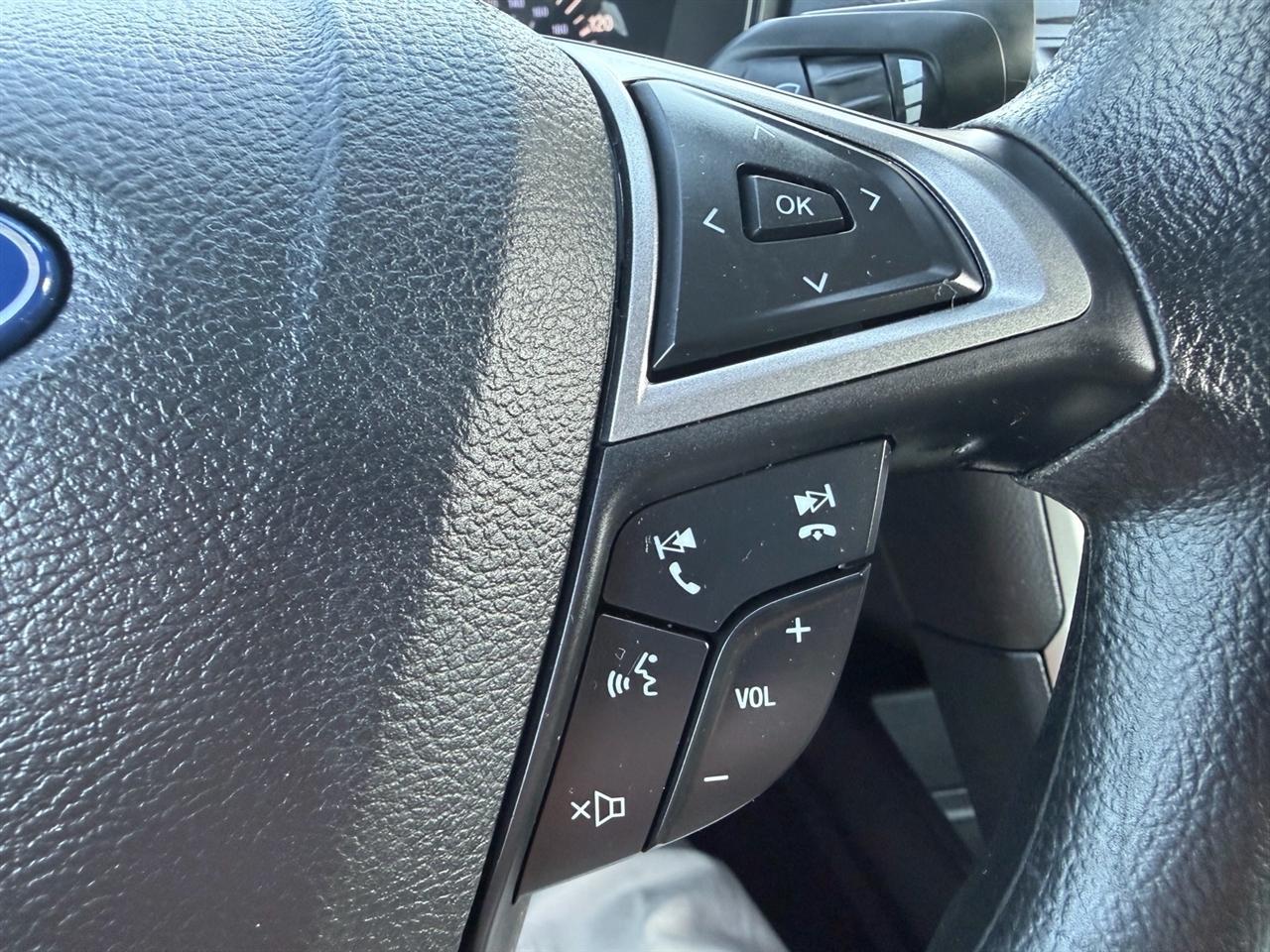 Ford Fusion S FWD 2019