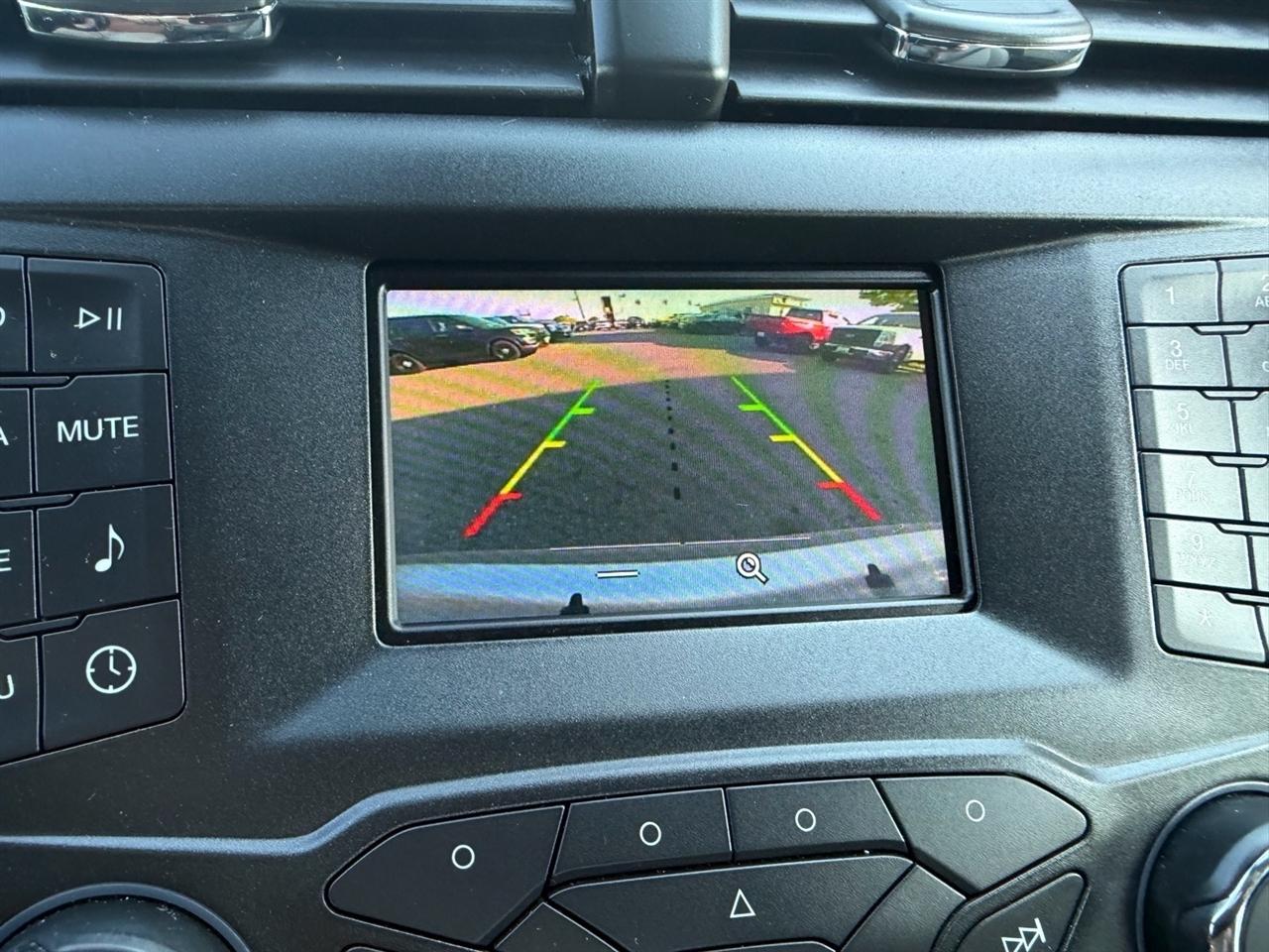 Ford Fusion S FWD 2019