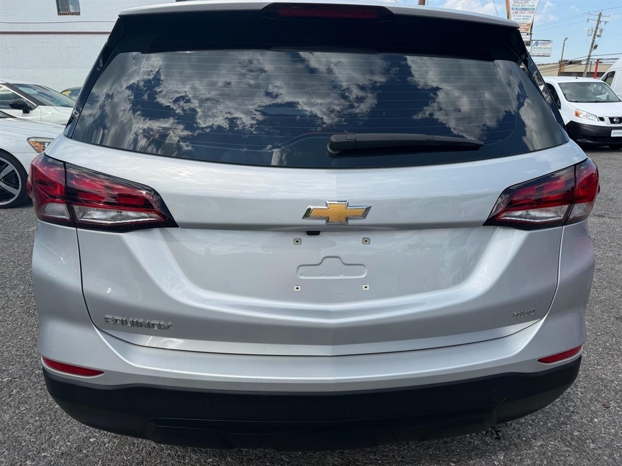 Chevrolet Equinox AWD 4dr LS w/1LS 2022