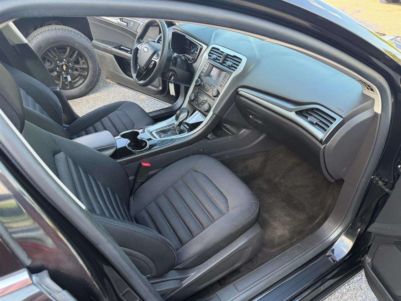 Ford Fusion 4dr Sdn SE Hybrid FWD 2014