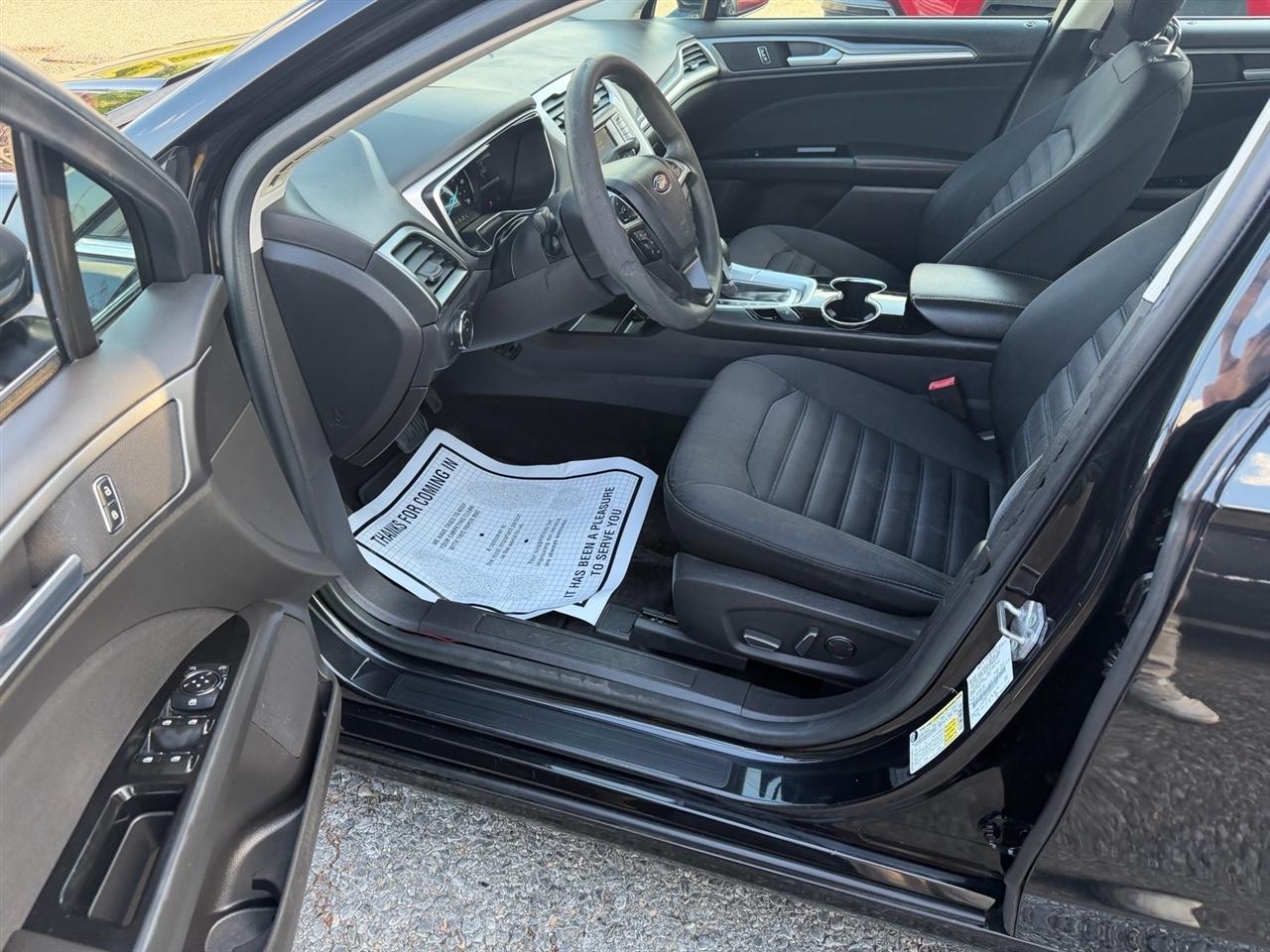 Ford Fusion 4dr Sdn SE Hybrid FWD 2014