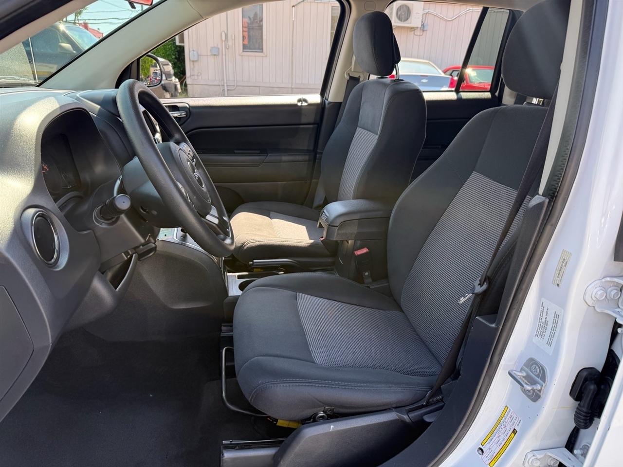 Jeep Compass 4WD 4dr Sport 2014