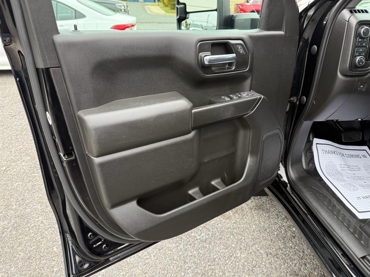 Chevrolet Silverado 1500 4WD Crew Cab 157" Work Truck 2022
