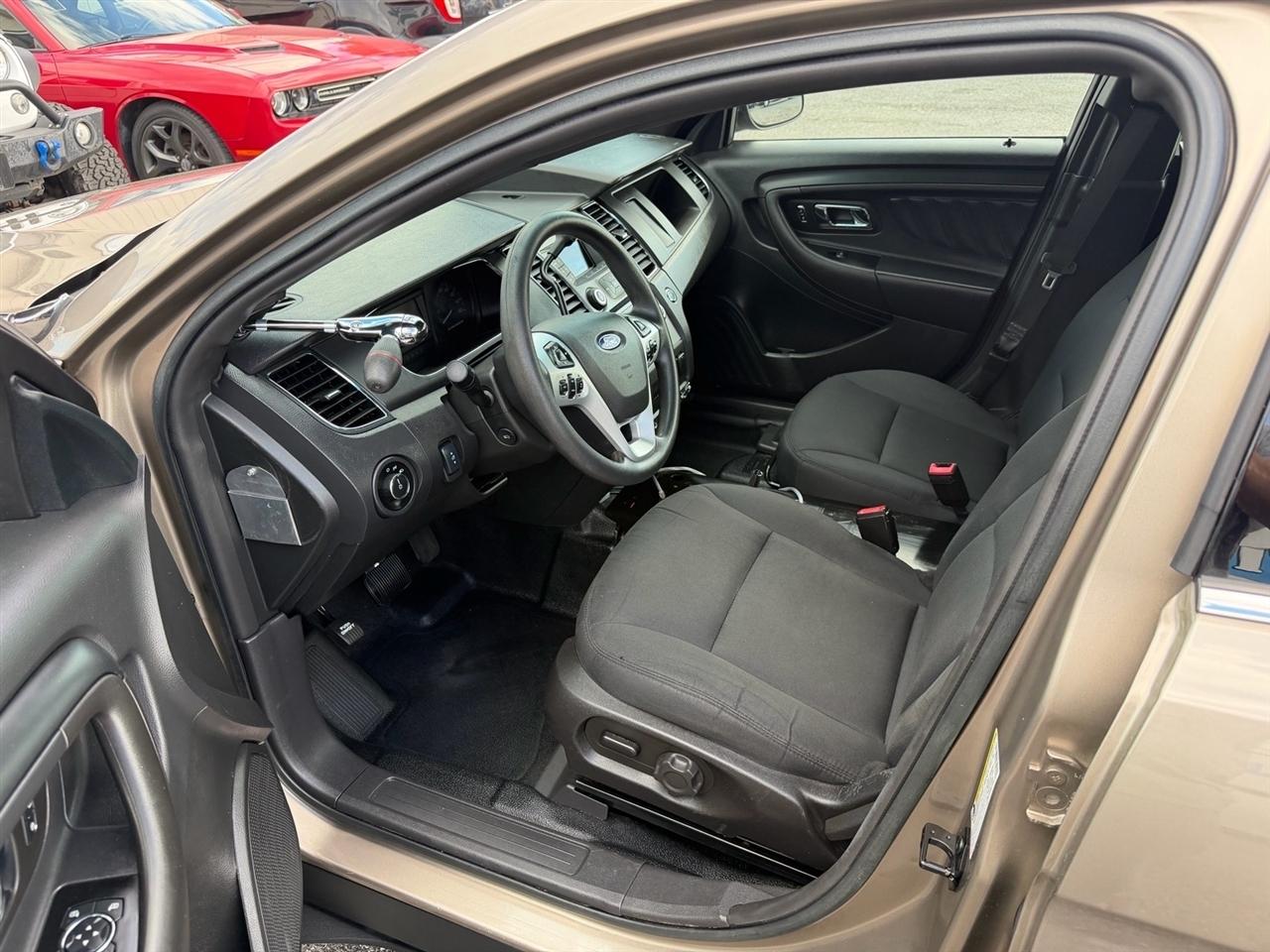 Ford Sedan Police Interceptor 4dr Sdn AWD 2016