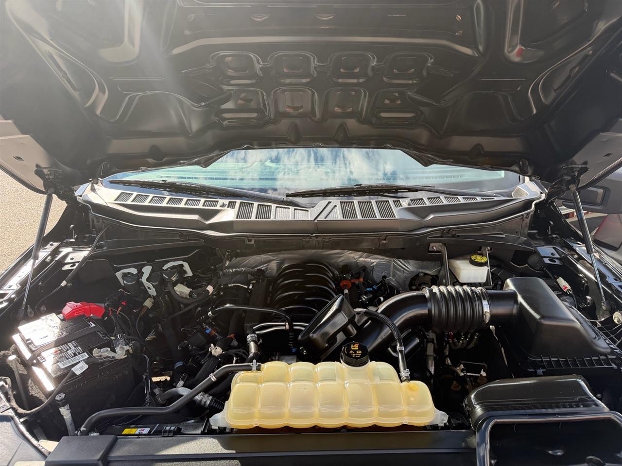 Ford F-150 Lariat 4WD SuperCab 8' Box 2021