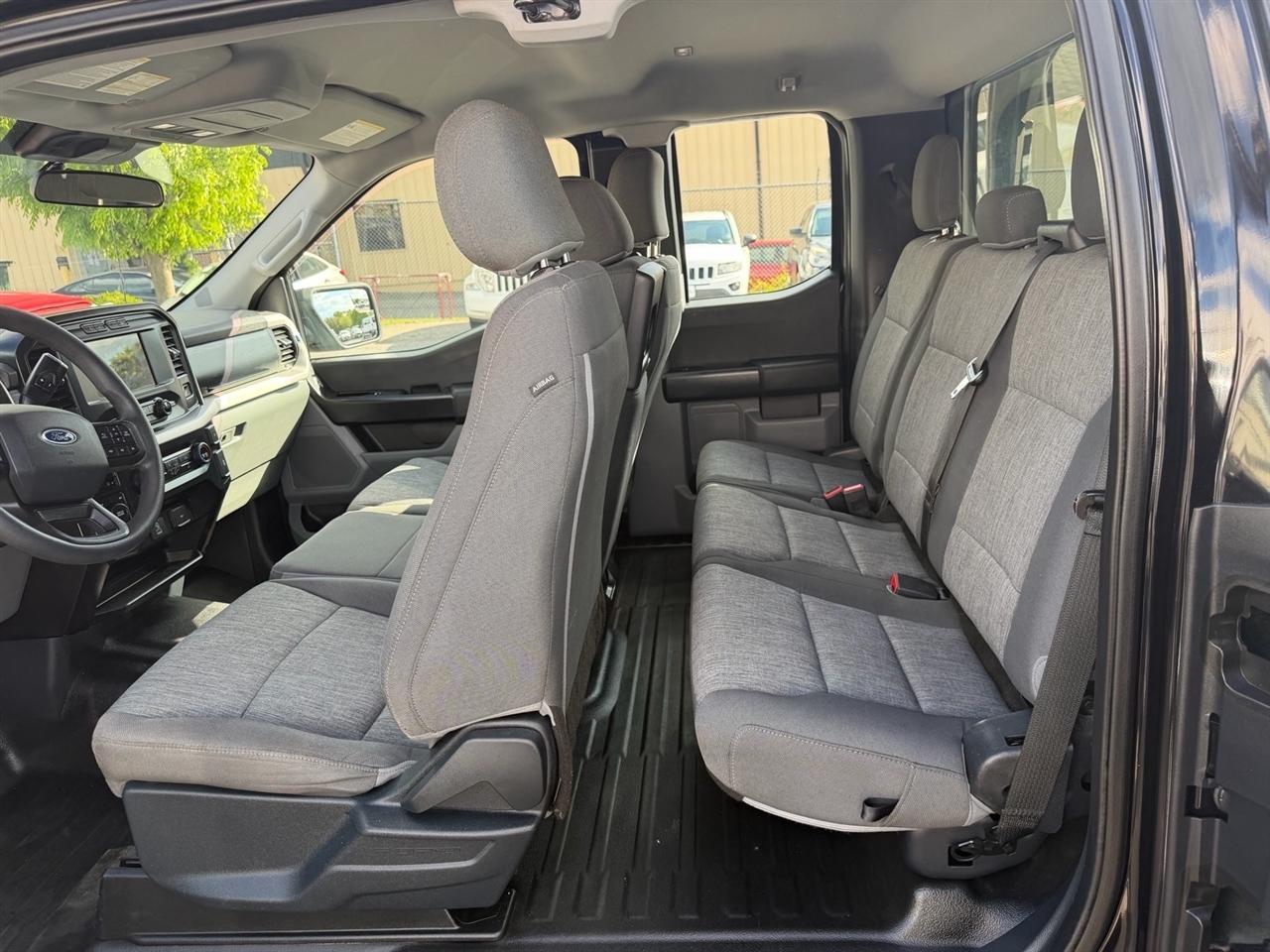 Ford F-150 Lariat 4WD SuperCab 8' Box 2021