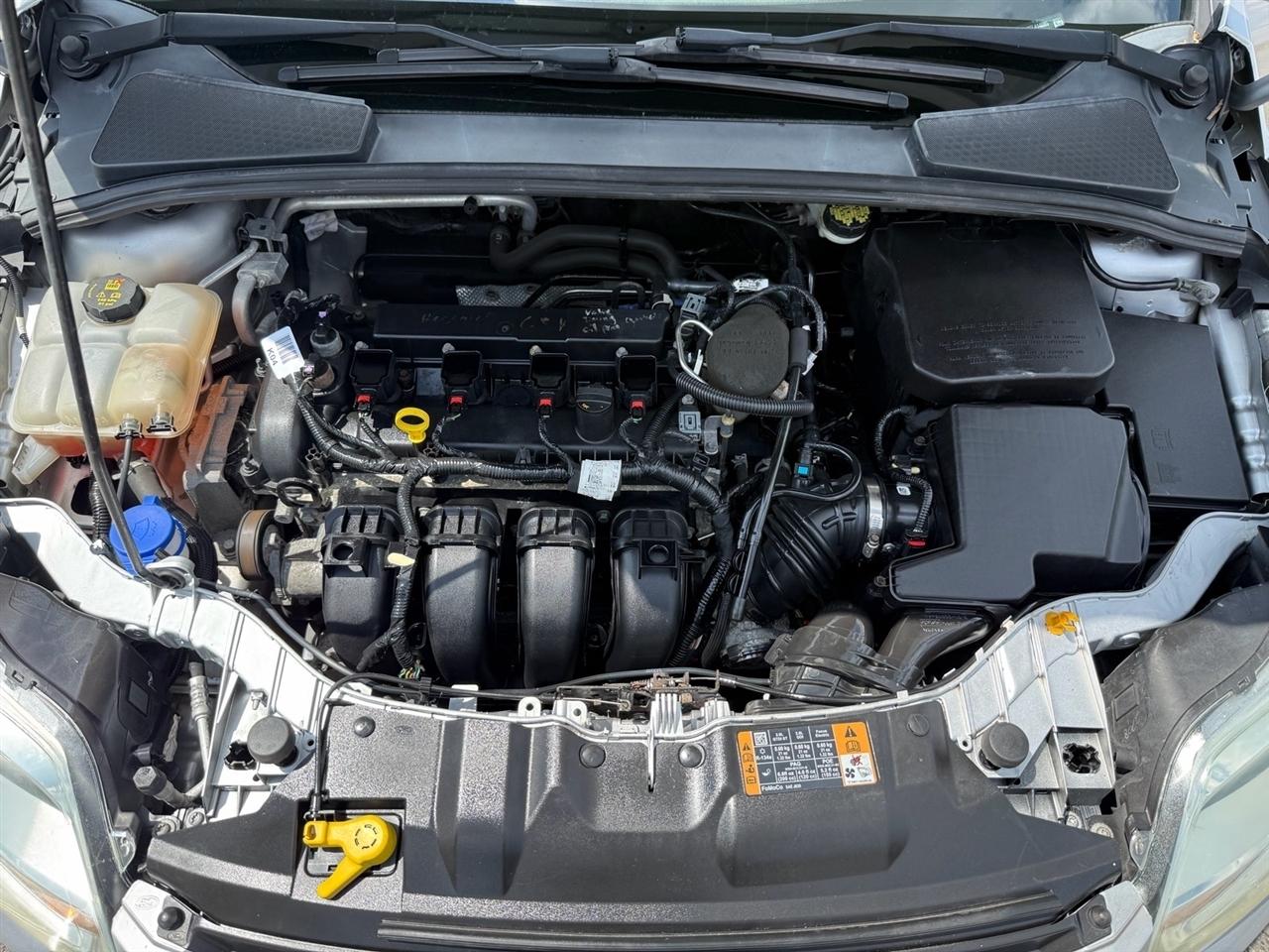 Ford Focus 4dr Sdn S 2014